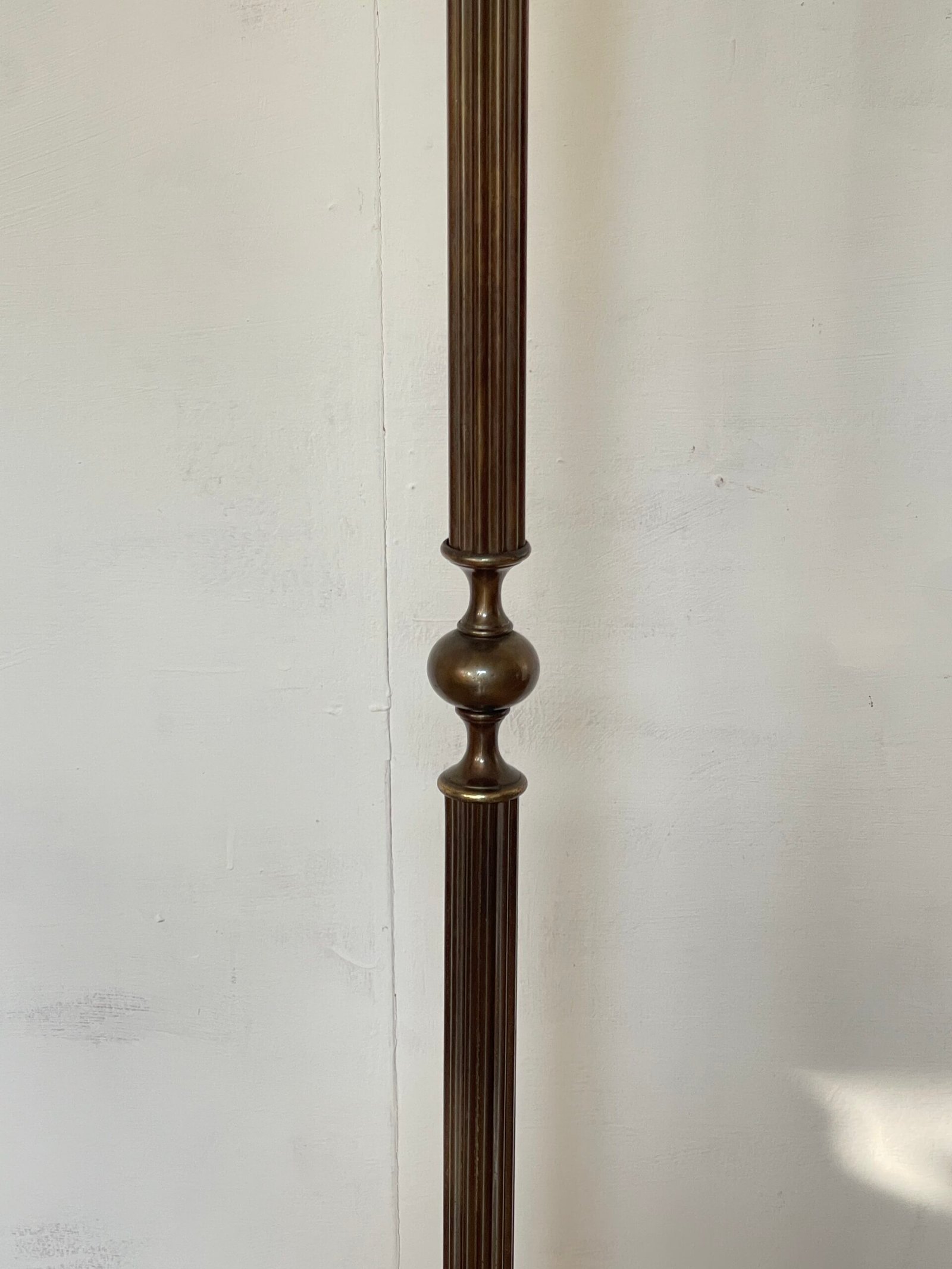 Appendiabiti italiano in Bronzo Forgiato con Dettagli Eleganti, anni '70 - Image 4