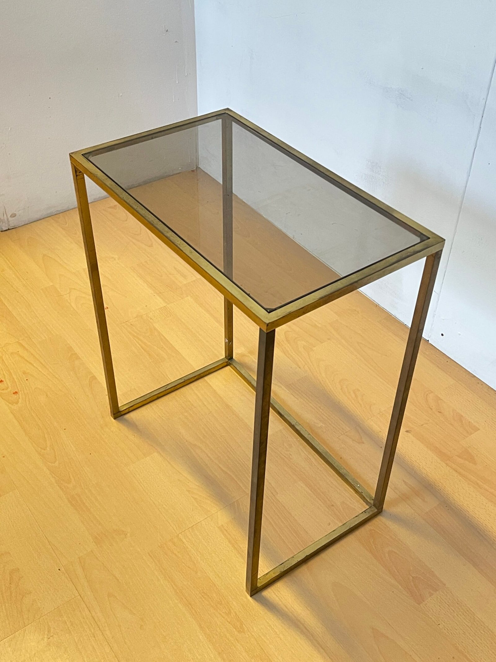 Tavolino Moderno in Vetro e ottone Dorato Design Modern Glam - Image 5