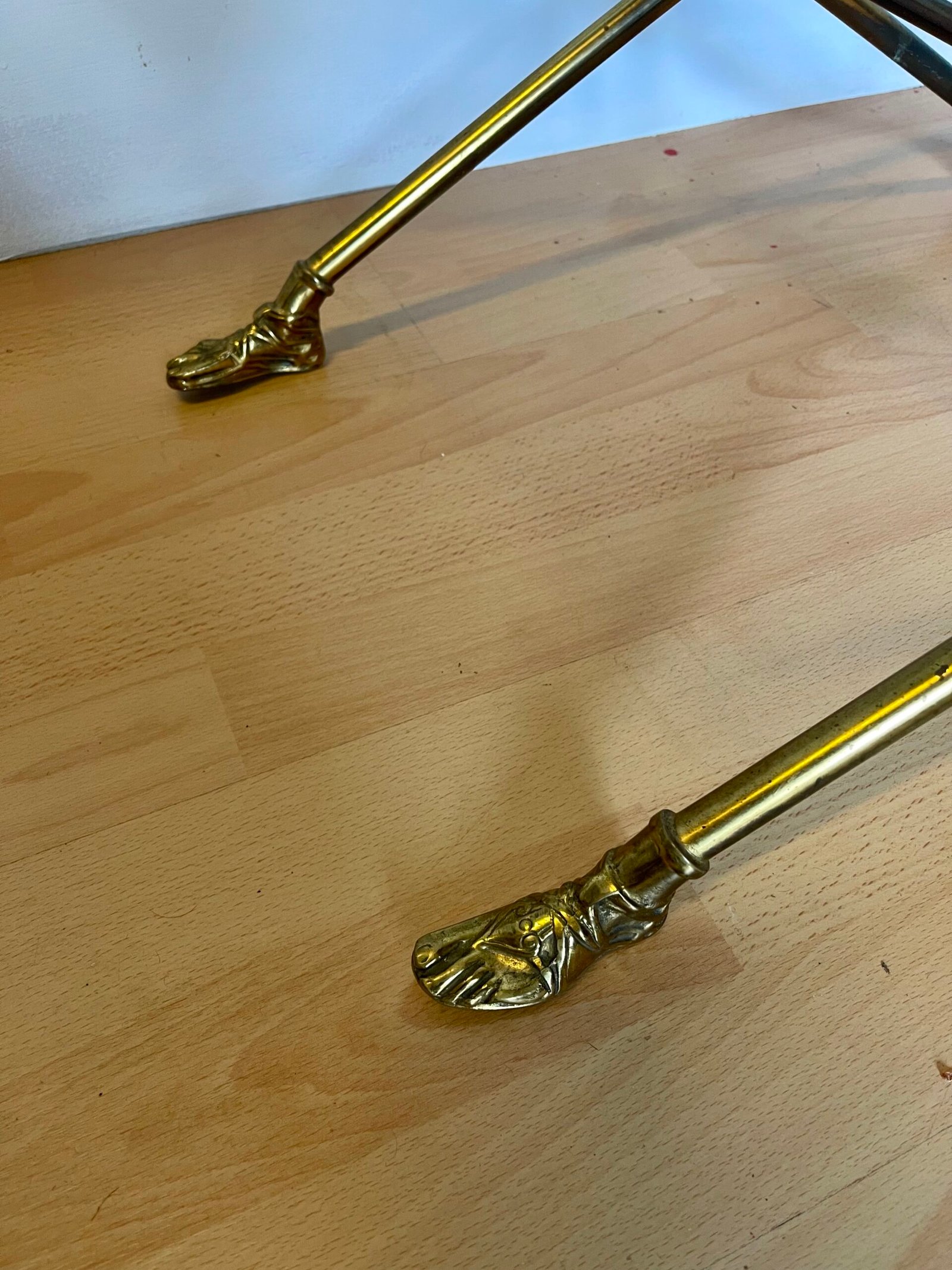 Tavolino in ottone empire con Gambe a Zampa di Leone - Image 2